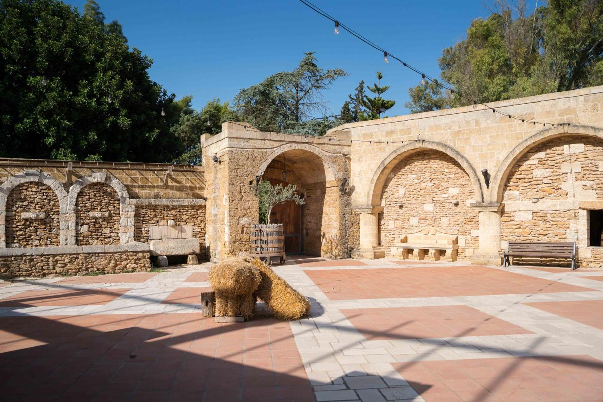 Antica Masseria Martuccio Mesagne Buitenkant foto
